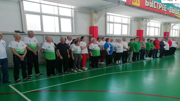 Birleşik Rusya, Novosibirsk Bölgesi’nin Koçkovsky Bölgesi’ndeki emekliler Spartakiad’ını destekledi