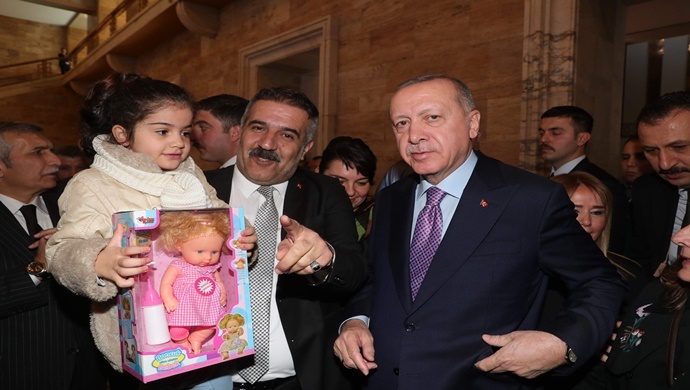 FATİH ÖZBEK `DAN 19 MAYIS ATATÜRK’Ü ANMA, GENÇLİK VE SPOR BAYRAMI MESAJI